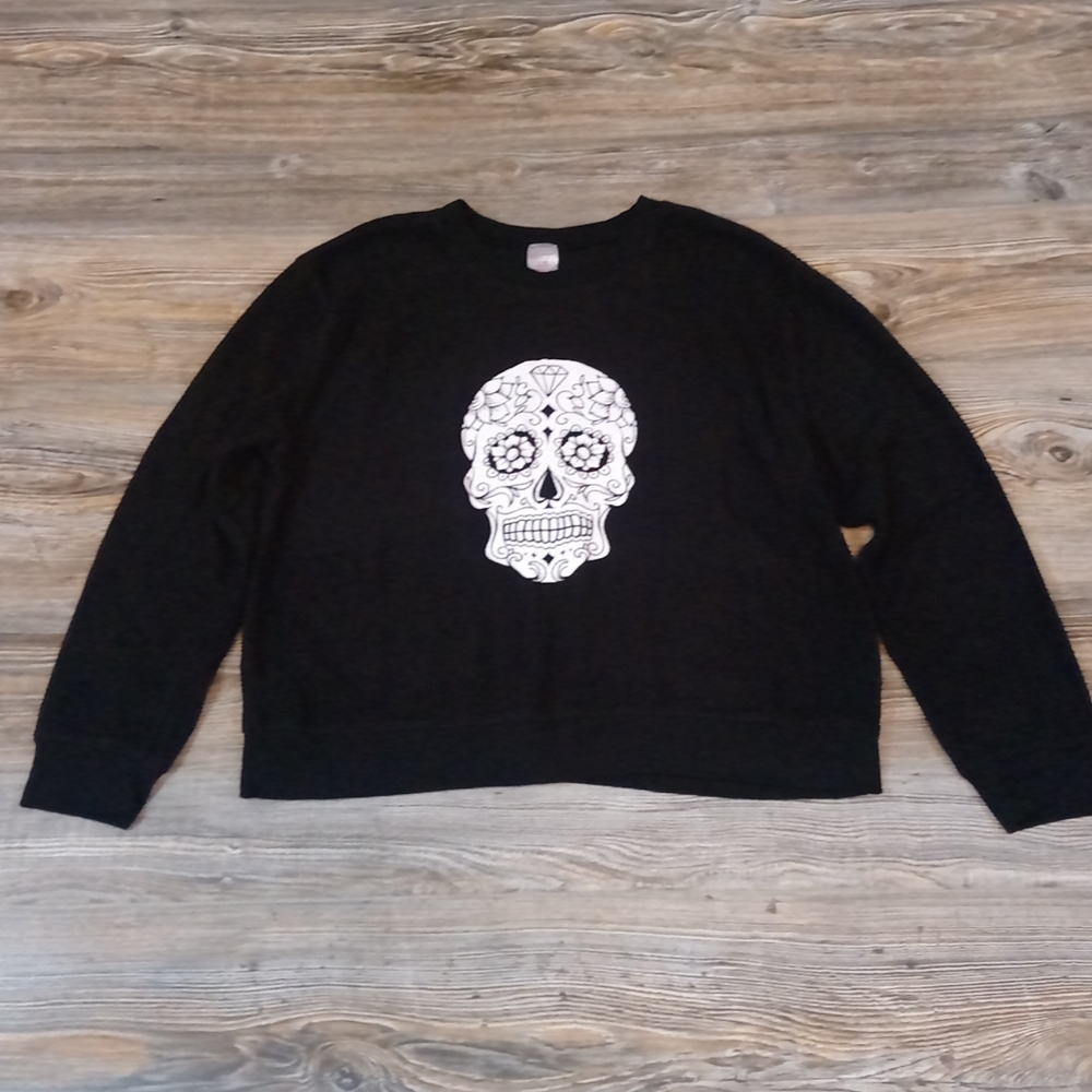 Soft Warm Cozy Crew Neck Long Sleeve Sugar Skull Sweater Top